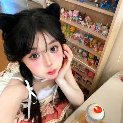 大学新生的秘密生活